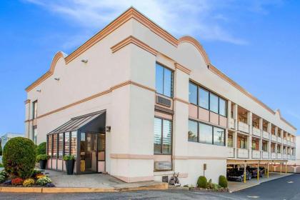 Econo Lodge meadowlands at American Dream New Jersey